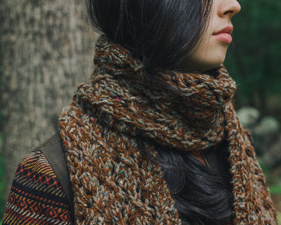 Knitted Scarf in Desert Snow Silk Wool – SVRN